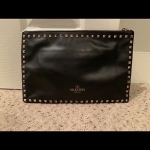 Brand New Valentino rockstud clutch